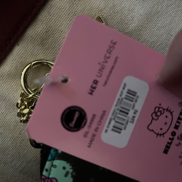 Hello Kitty bundle - Picture 5 of 7